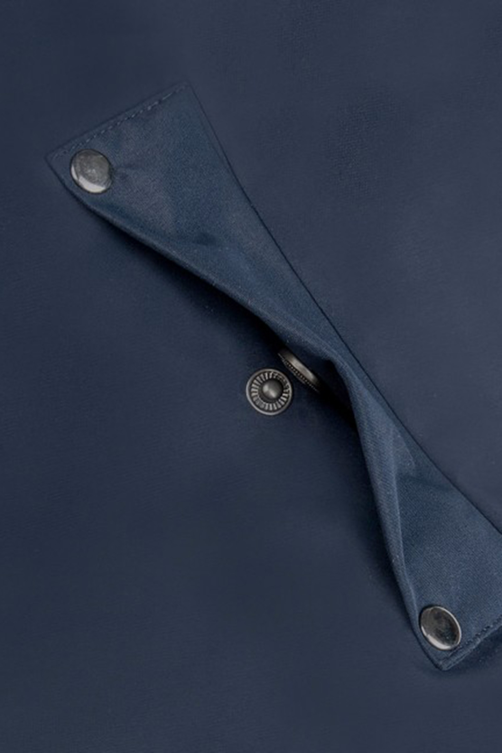 ELT Emilia Chubasquero