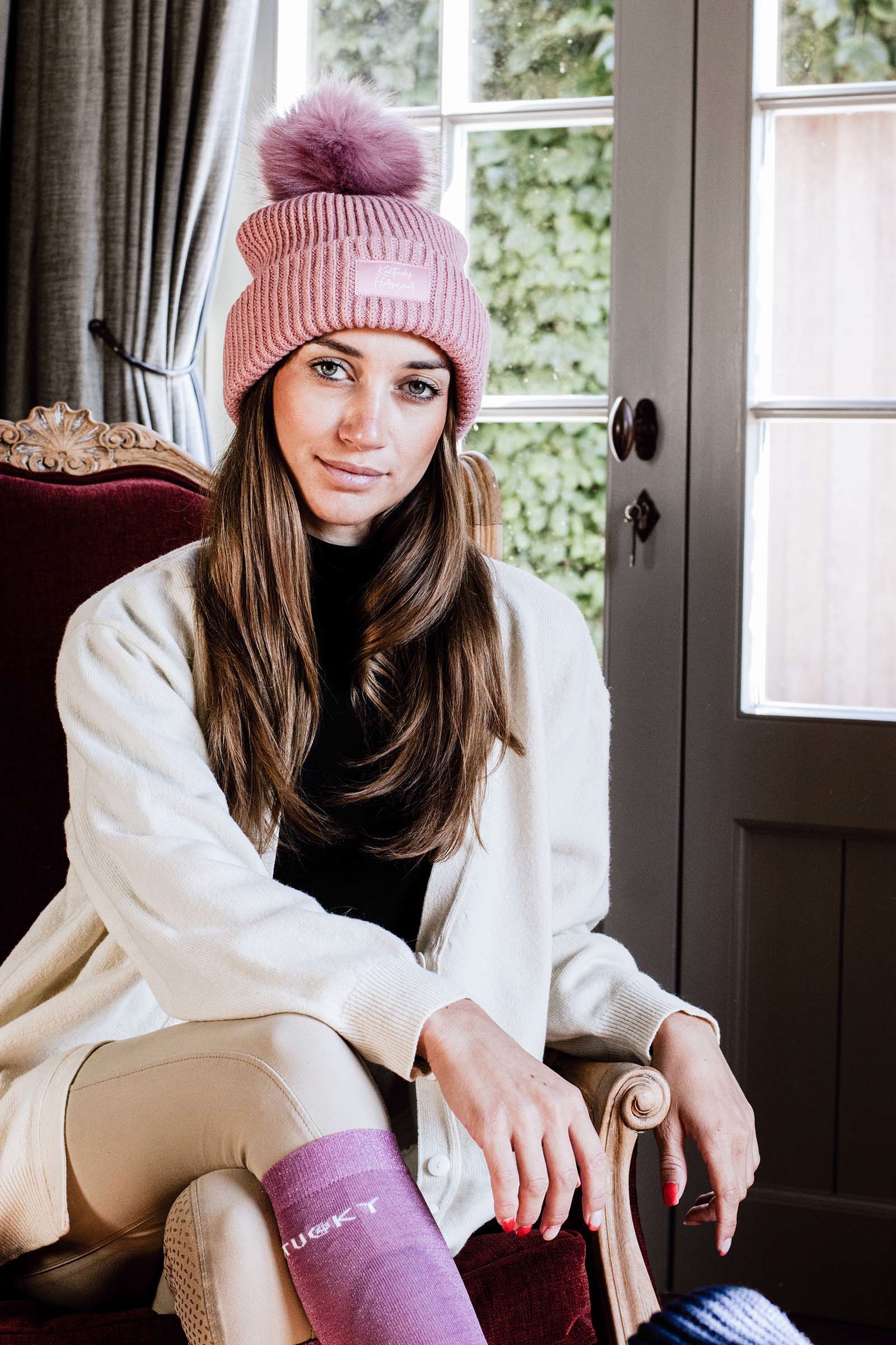 Light Pink Gorro con Pomp&oacute;n Kentucky Horsewear