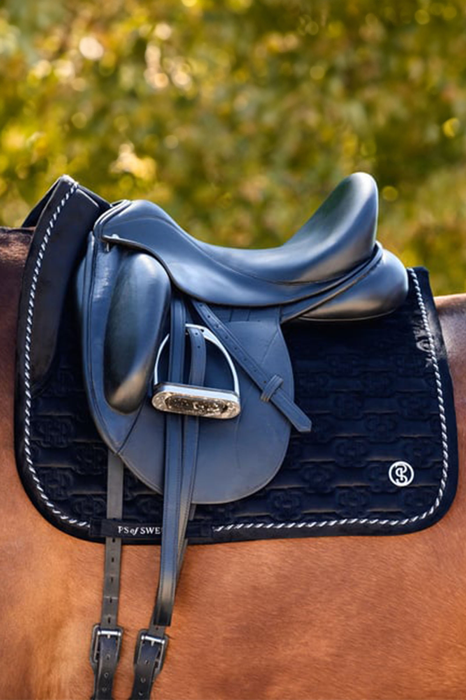 PS of Sweden mantillas Velvet Monogram doma