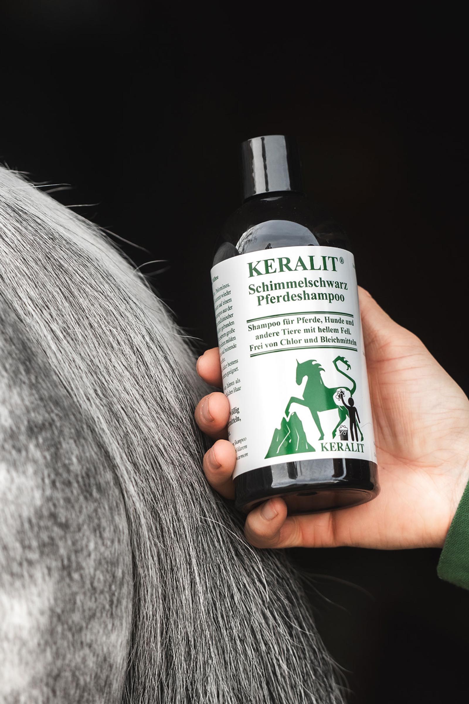 Keralit champ&uacute; concentrado para animales con pelaje blanco y gris, 500 ml