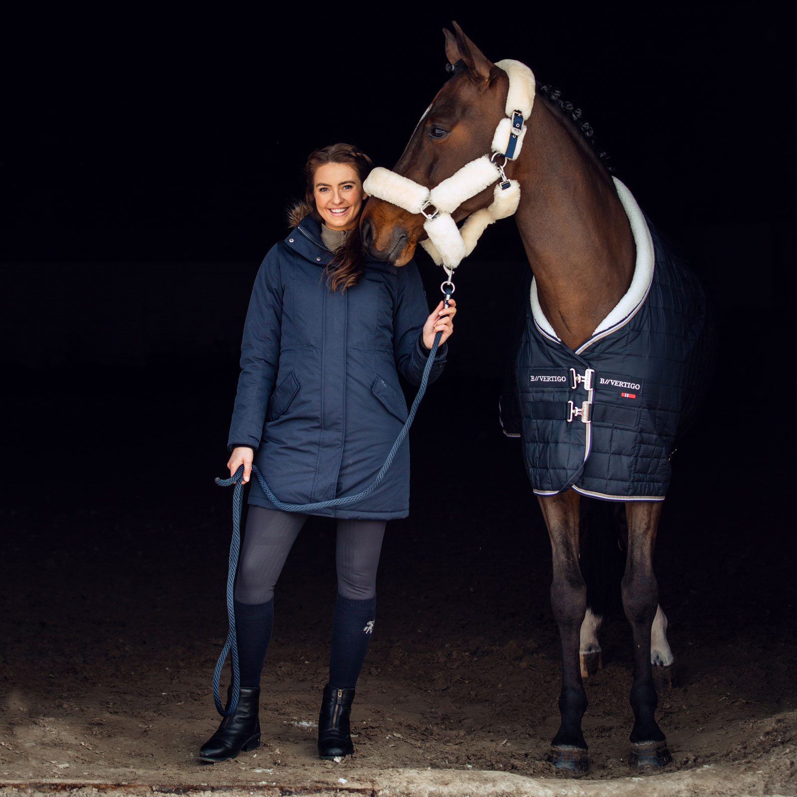 Cabezada de Cuadra con Piel SintéticoB Vertigo Alaska