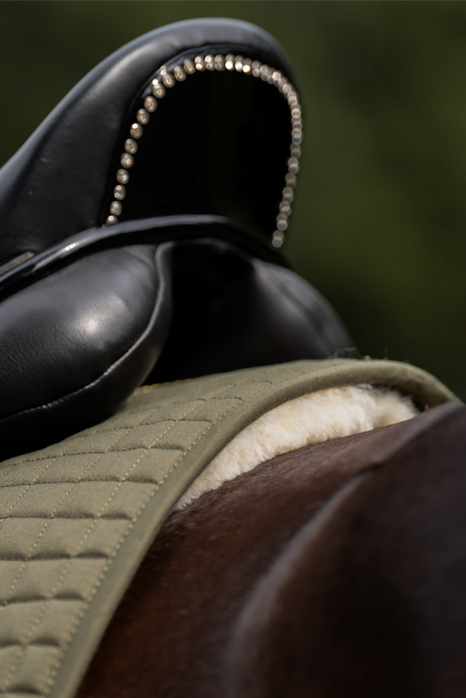 Kavalkade Almohadilla de Lana de Oveja con Bolsillos Interiores