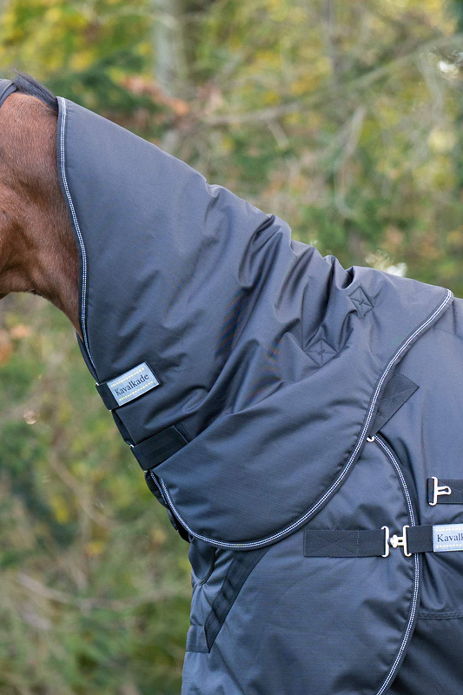 Kavalkade Halifax Cubre Cpara Manta de Exterior 2en1 y Manta para Caminador