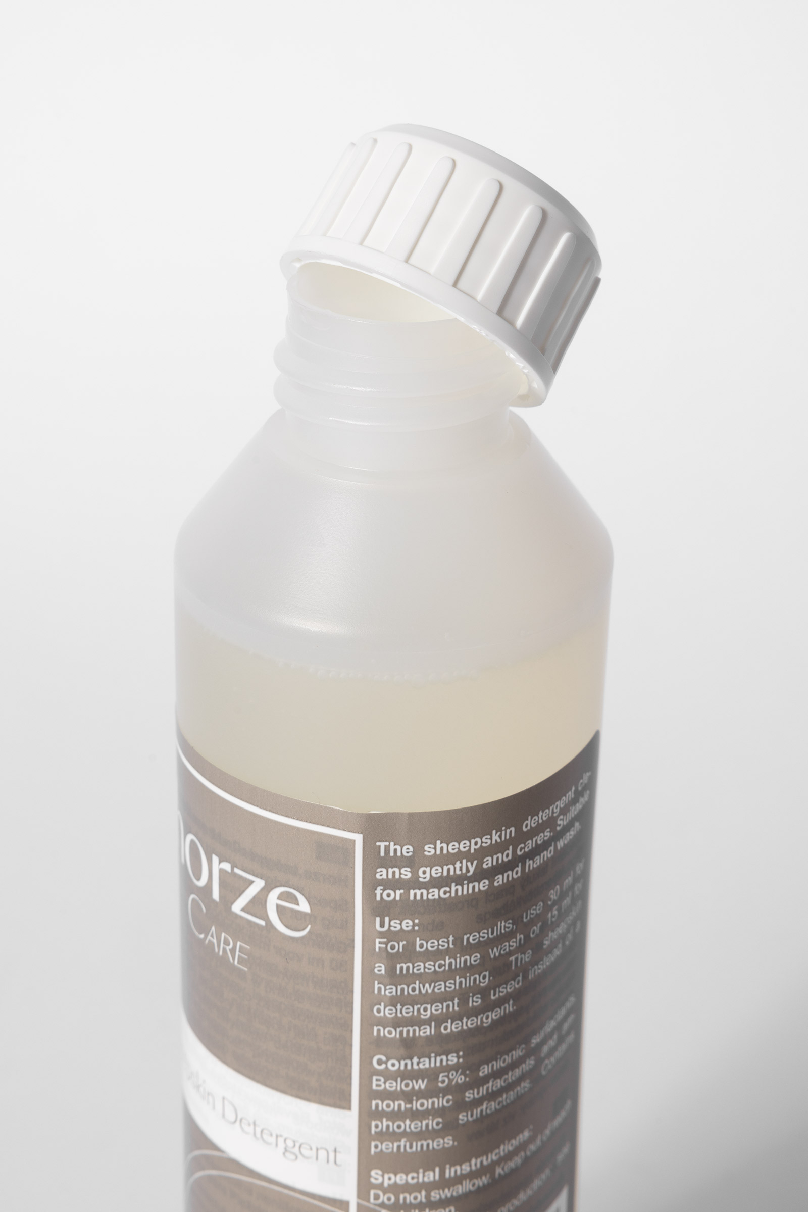 Detergente para Piel de Oveja Horze, 250ml
