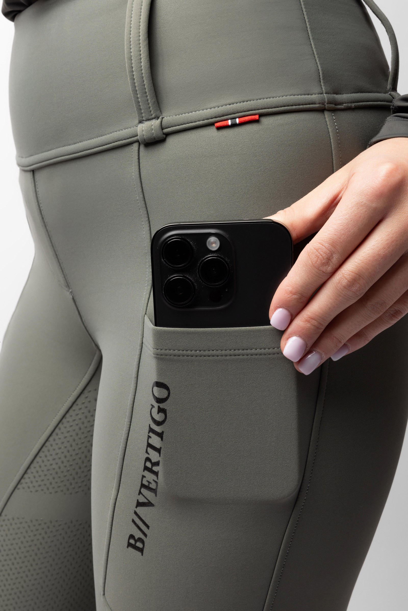 B Vertigo Chiara Pantalones de montar con asiento completo con compresi&oacute;n y dise&ntilde;o h&iacute;brido  