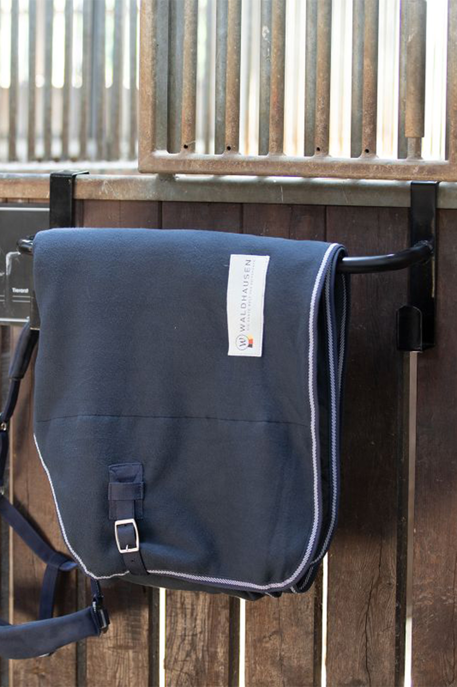 Soporte para manta para puerta de establo de Waldhausen, ajustable