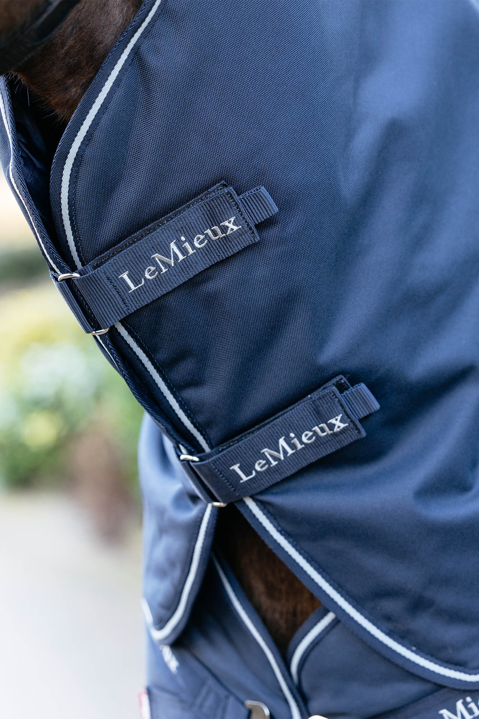 LeMieux Arika Storm-Tek manta impermeable con cuello desmontable, 200 g