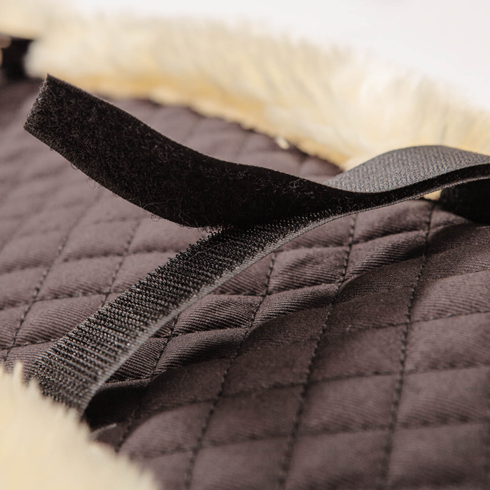 Cubierta de cincha de piel sintética Kavalkade