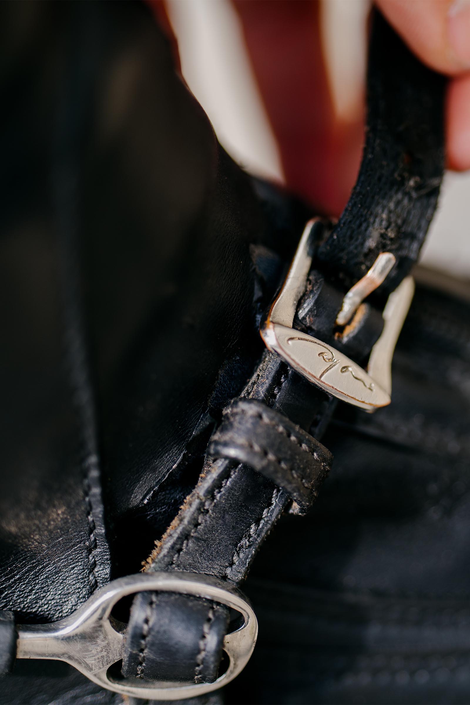 Dy'on correas de espuelas de cuero