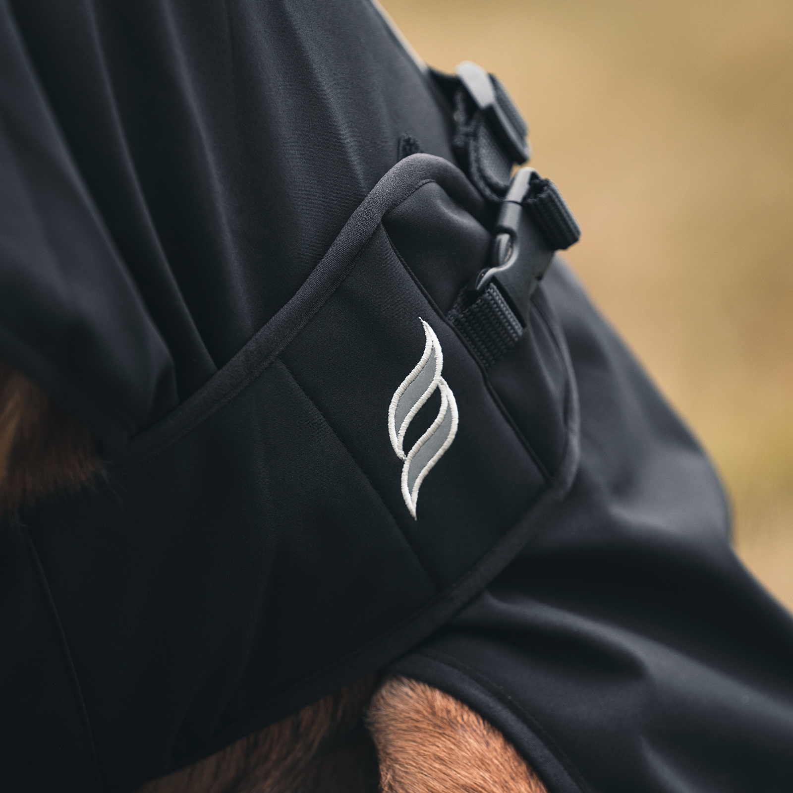 Abrigo para Perro Uso General Back on Track Nella, 25-35cm