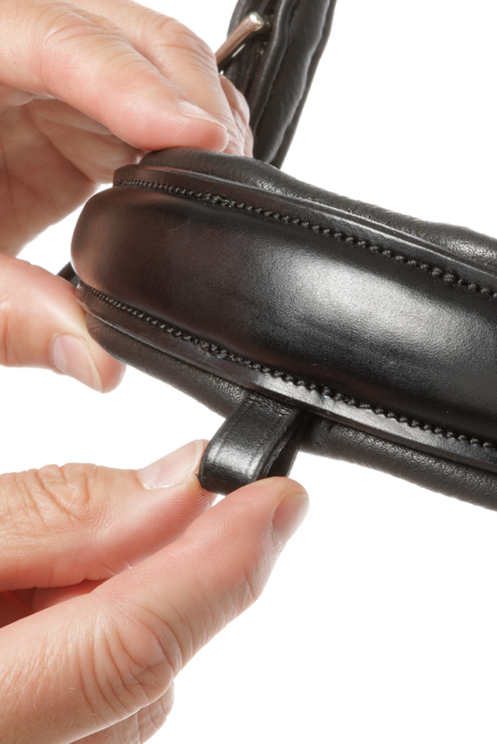 Cabezada Kavalkade Ayana KavalSH4