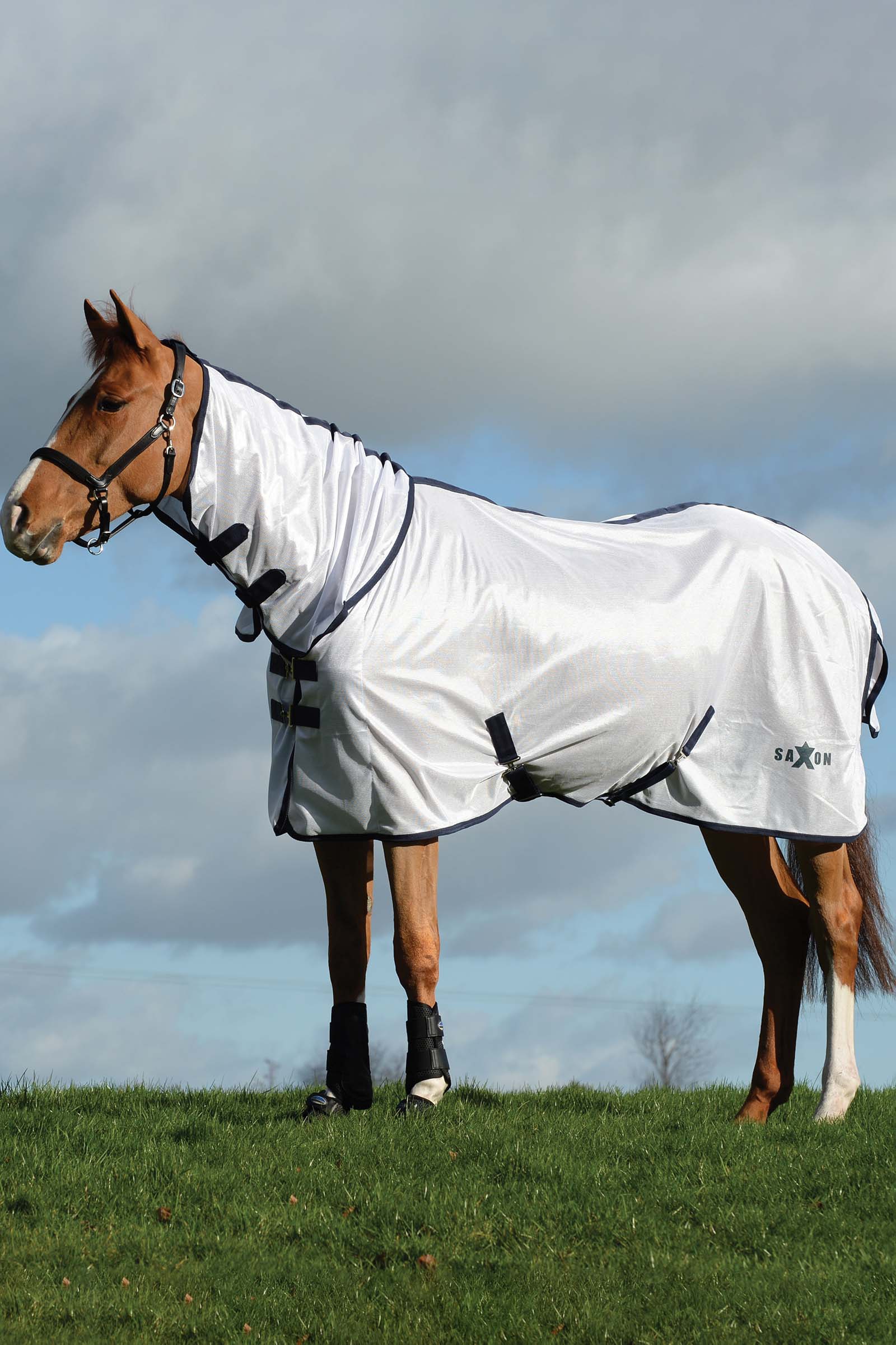 Manta Combo de Malla con Cubre Cuello Fijo Saxon