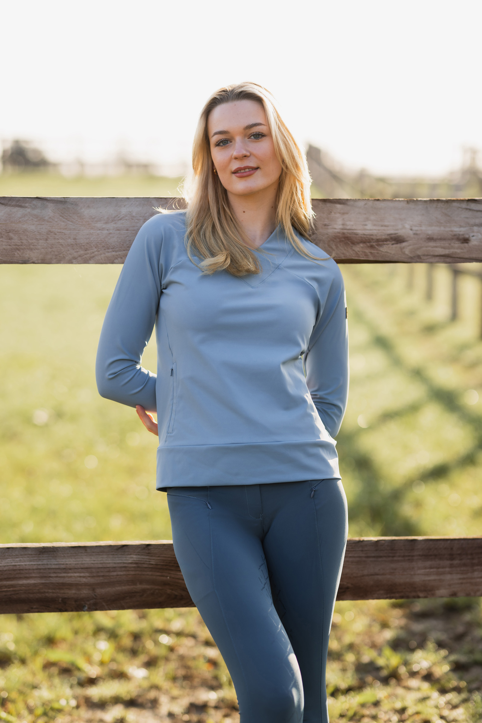 Su&eacute;ter Funcional para Mujer Horze Elodie