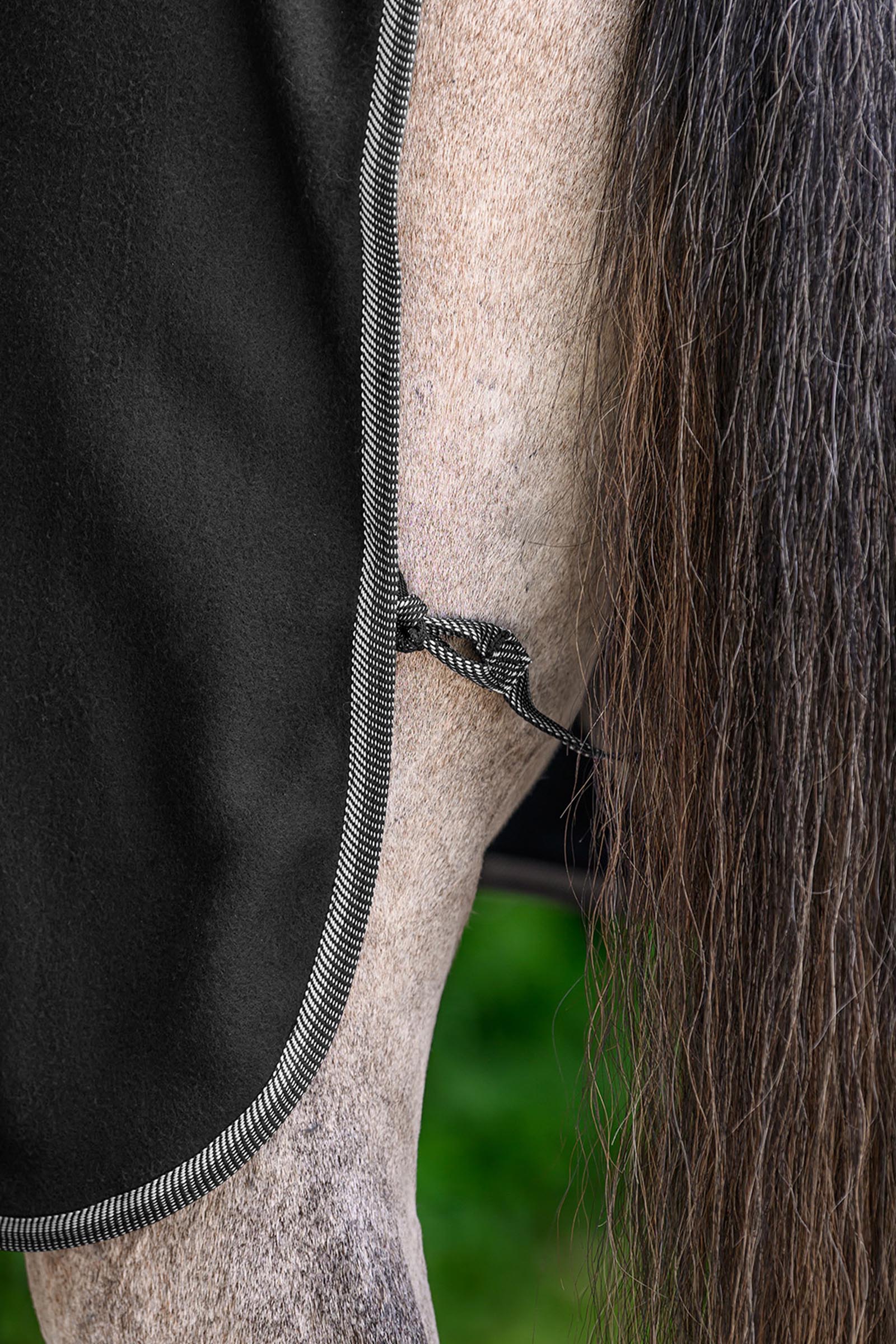 Waldhausen ECONOMIC manta polar con cinchas cruzadas