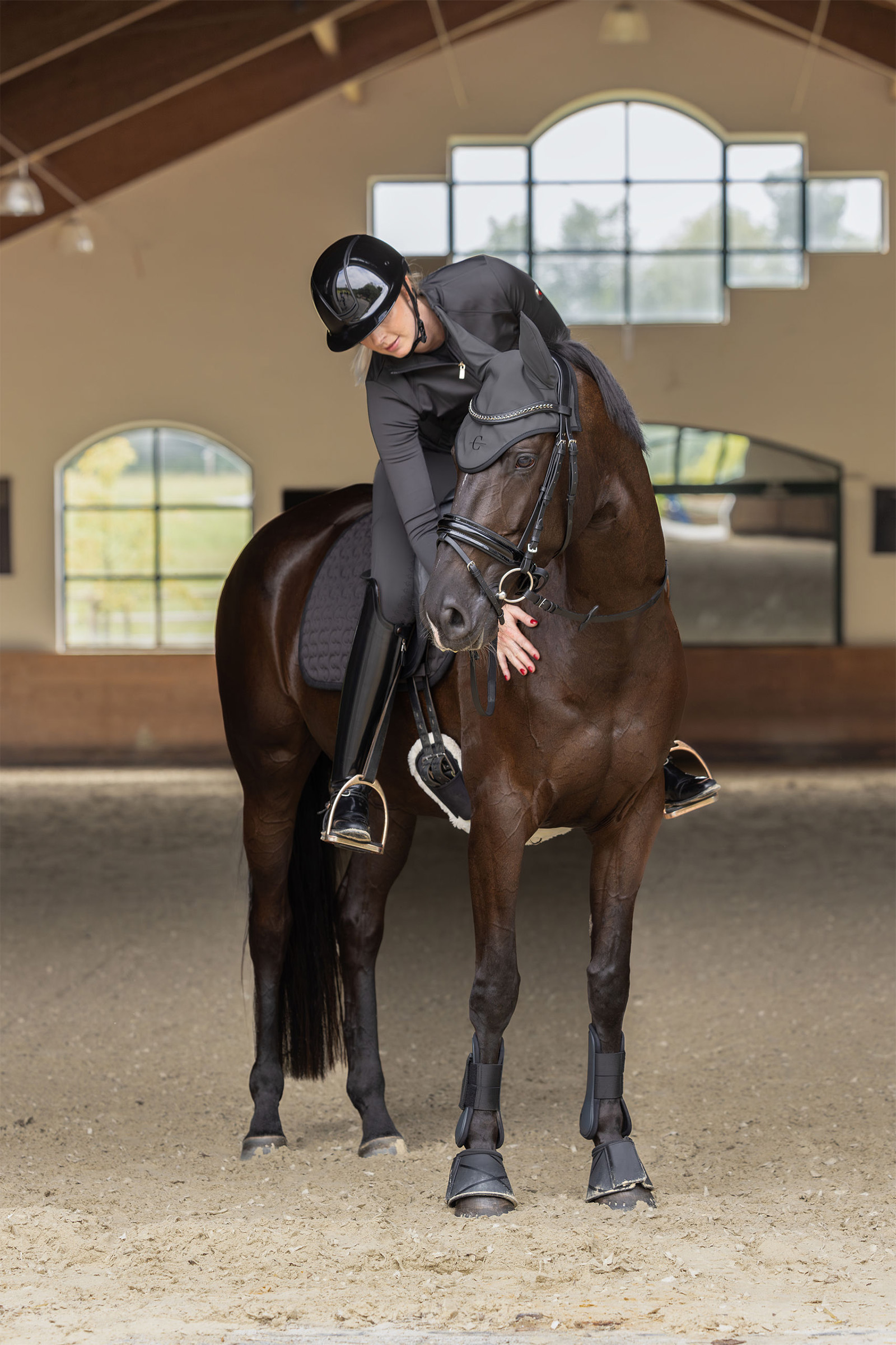 Covalliero campanas caballos aniversario