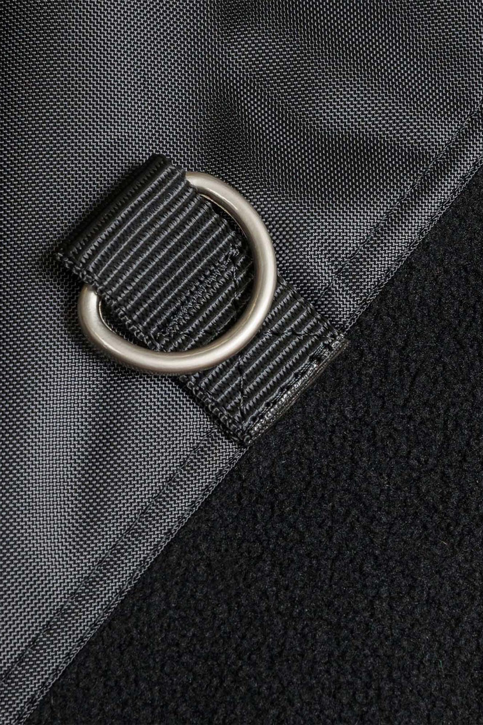 Manta Polar Back on Track Supreme