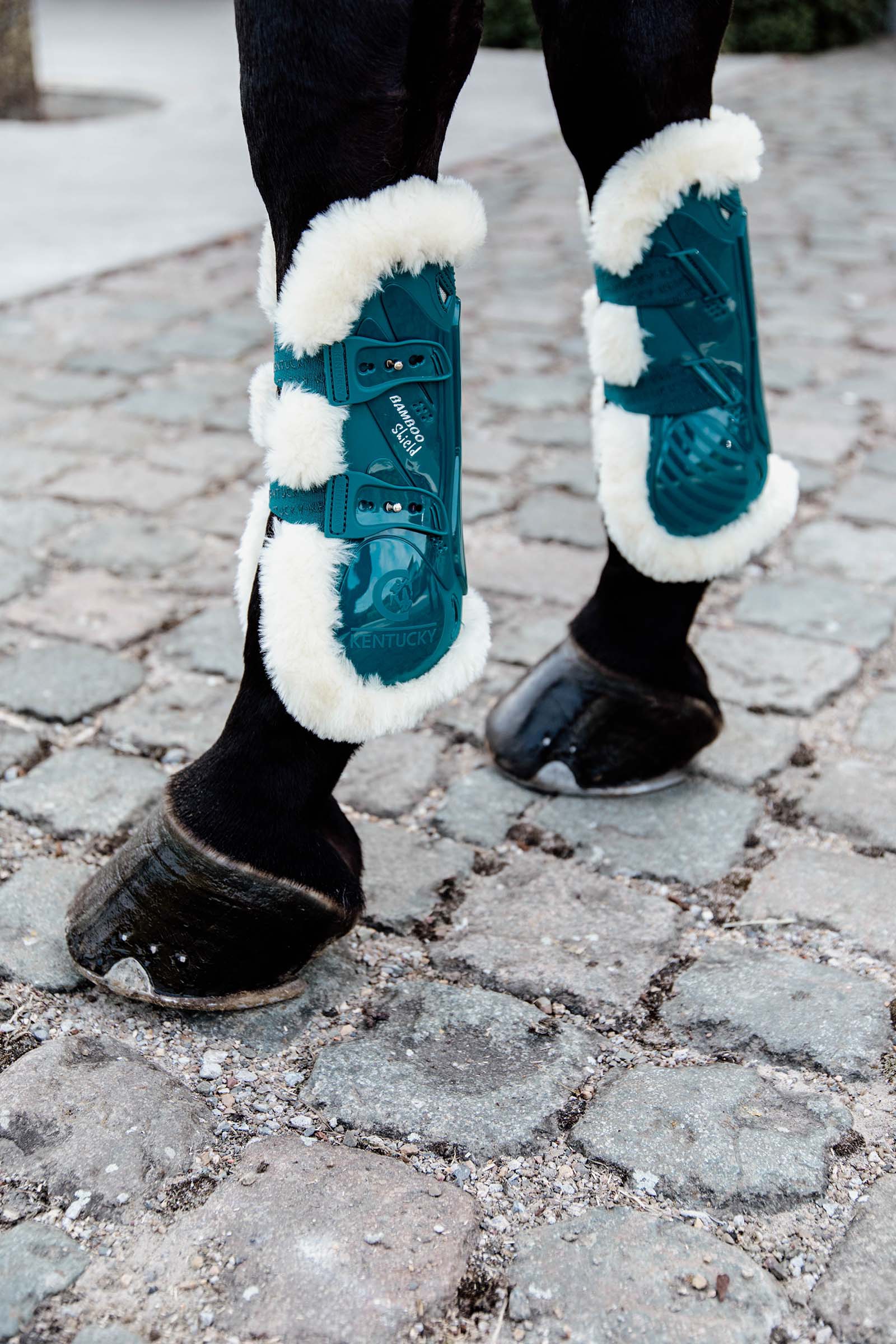 Emerald Green Protectores de Tend&oacute;n El&aacute;sticos Bamb&uacute; Piel de Oveja Vegano Kentucky Horsewear