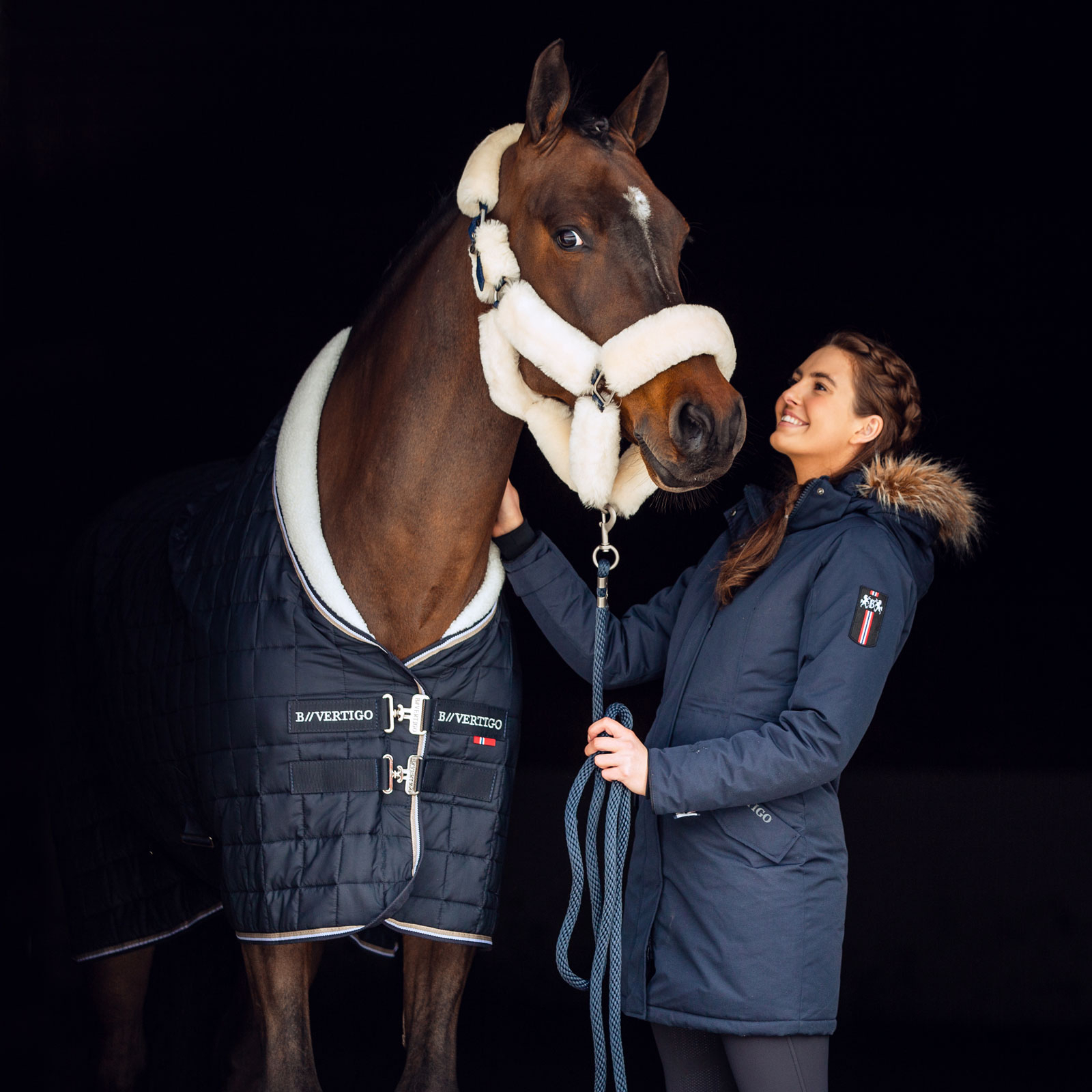 Cabezada de Cuadra con Piel SintéticoB Vertigo Alaska
