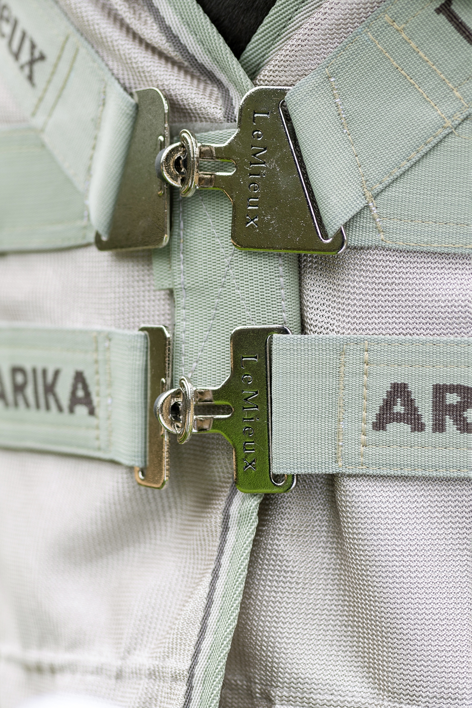 LeMieux Arika Armour-Tek Manta Antimoscas con cuello desmontable