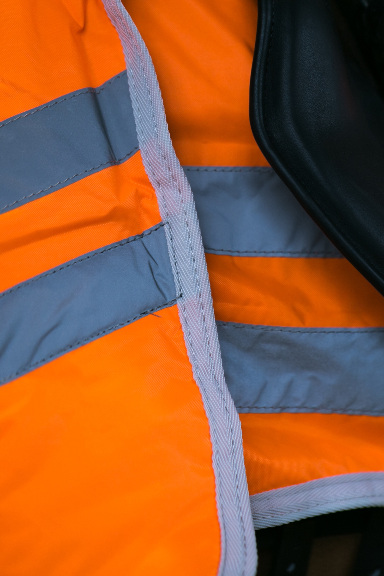 Manta Riñonera Reflectante bZeen