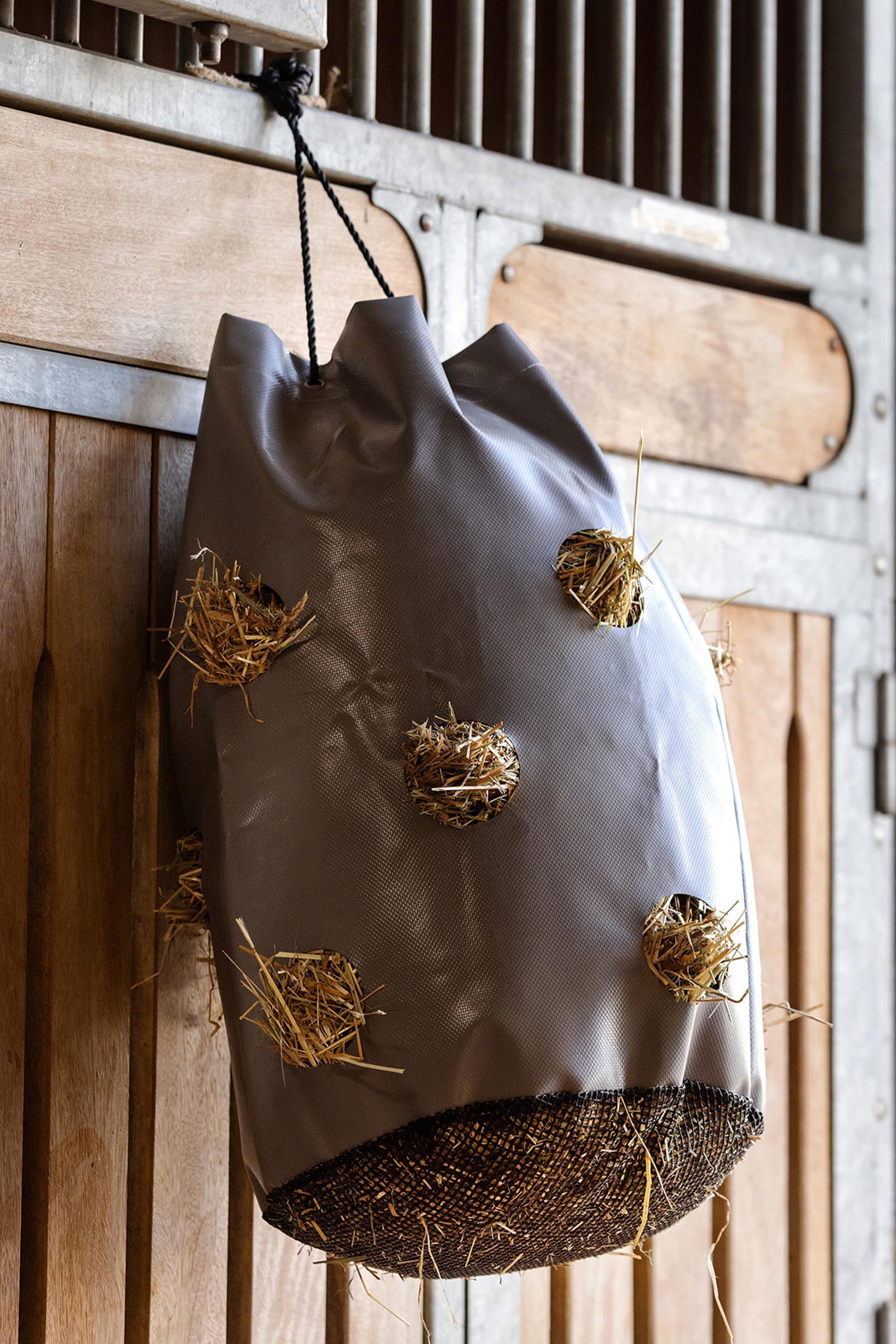 Waldhausen bolsa para heno con base de malla