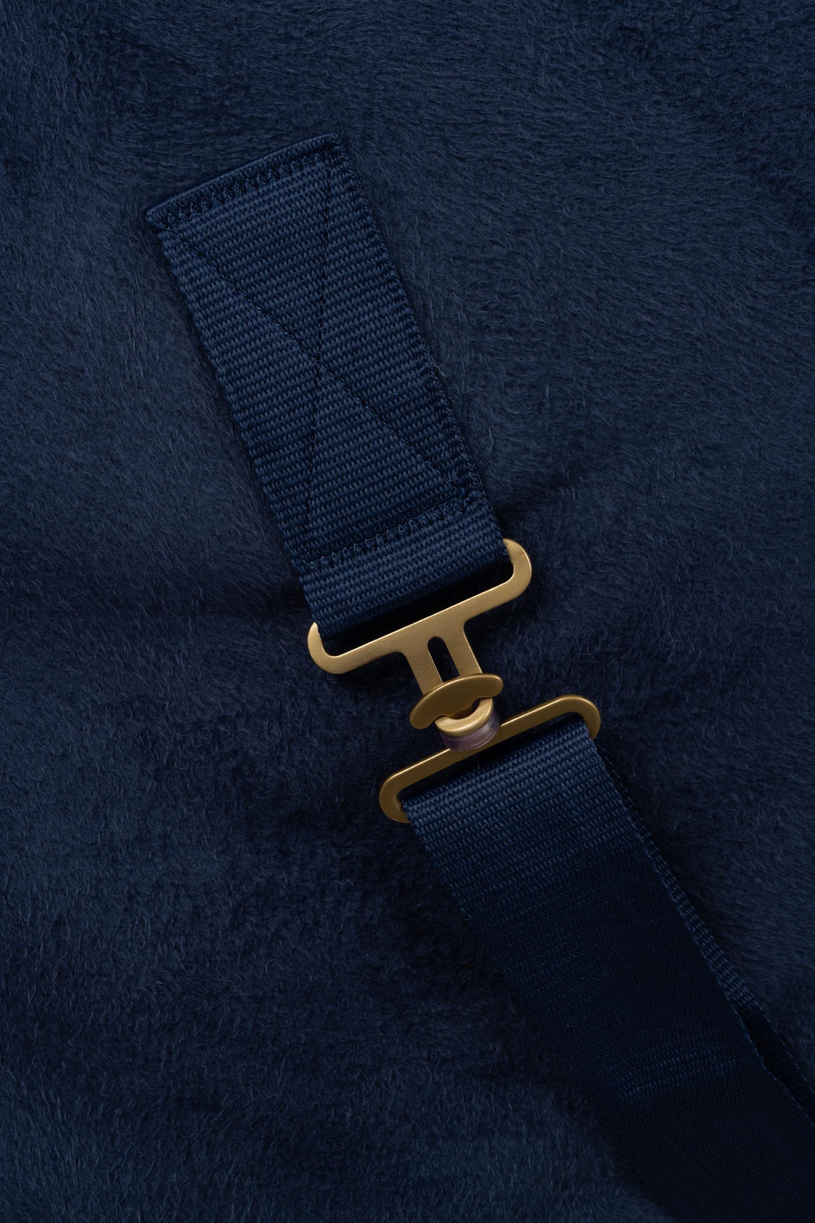 Manta Polar con Cuello de Piel HorzeLincoln