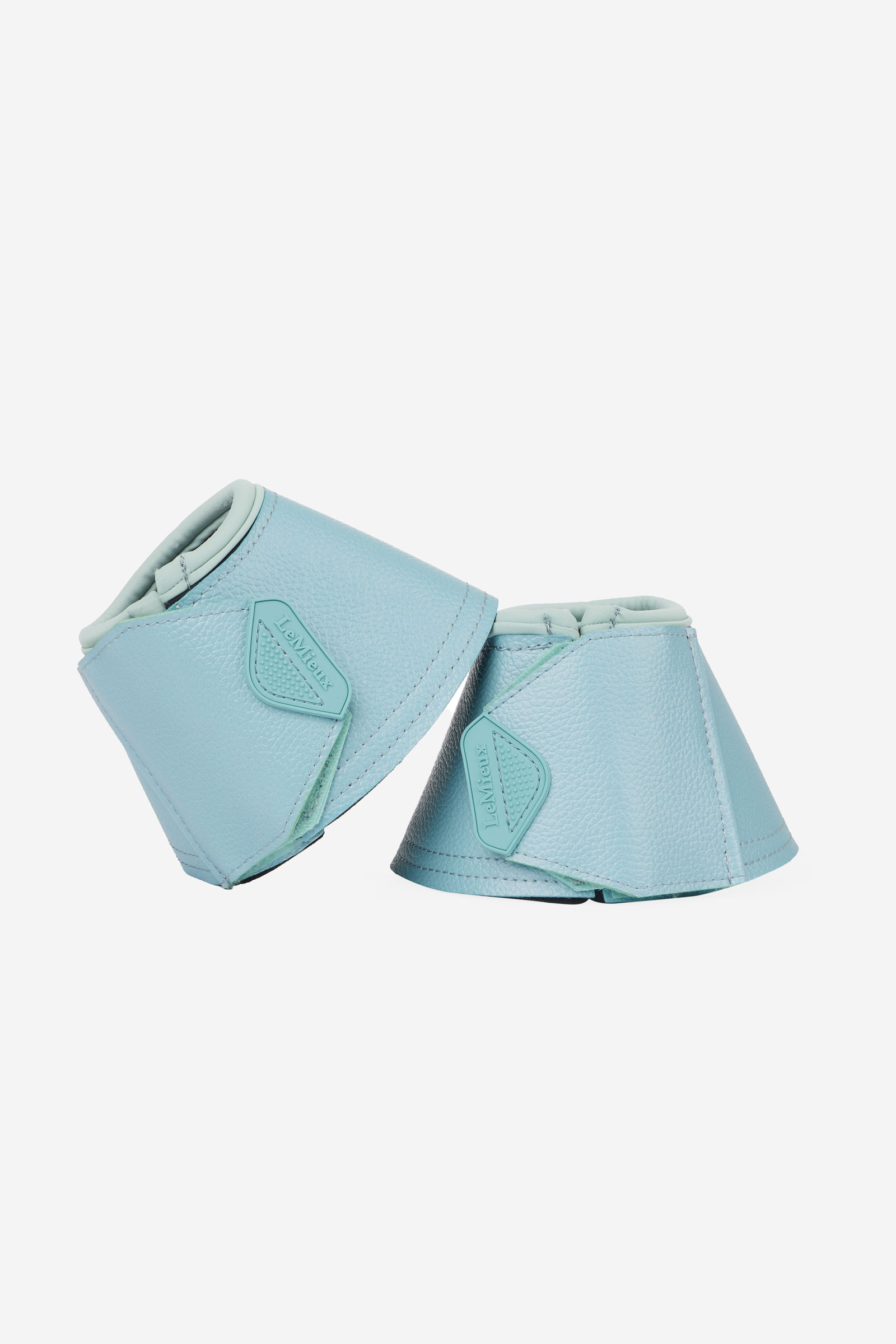 Aqua LeMieux Arika campanas para cascos
