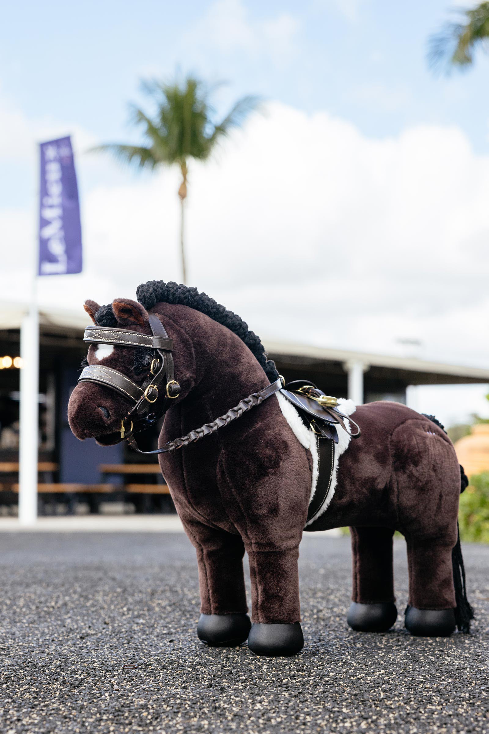 LeMieux Hunter mantilla de salto y cincha para poni de juguete
