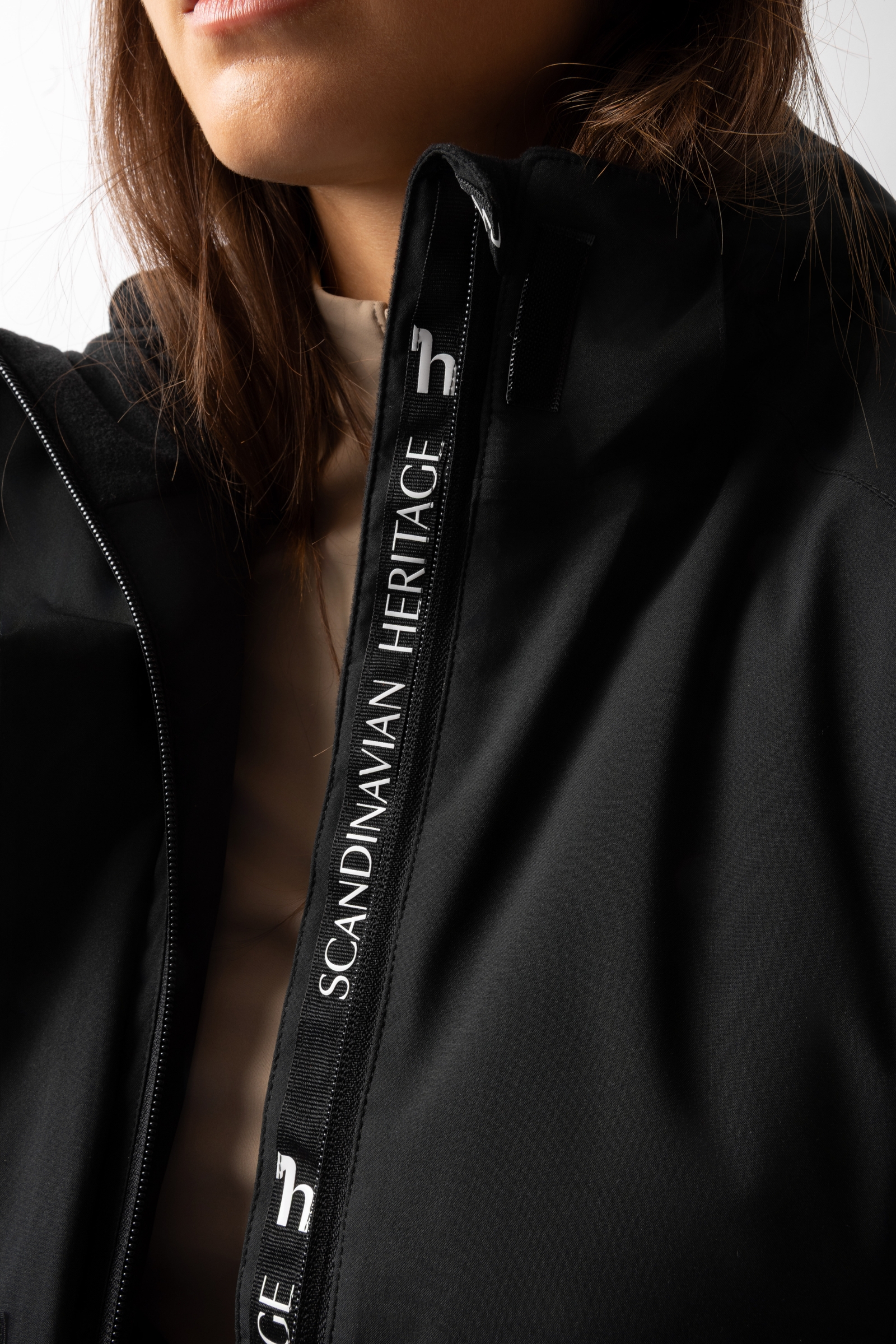 Horze Camila chaqueta acolchada impermeable para mujer