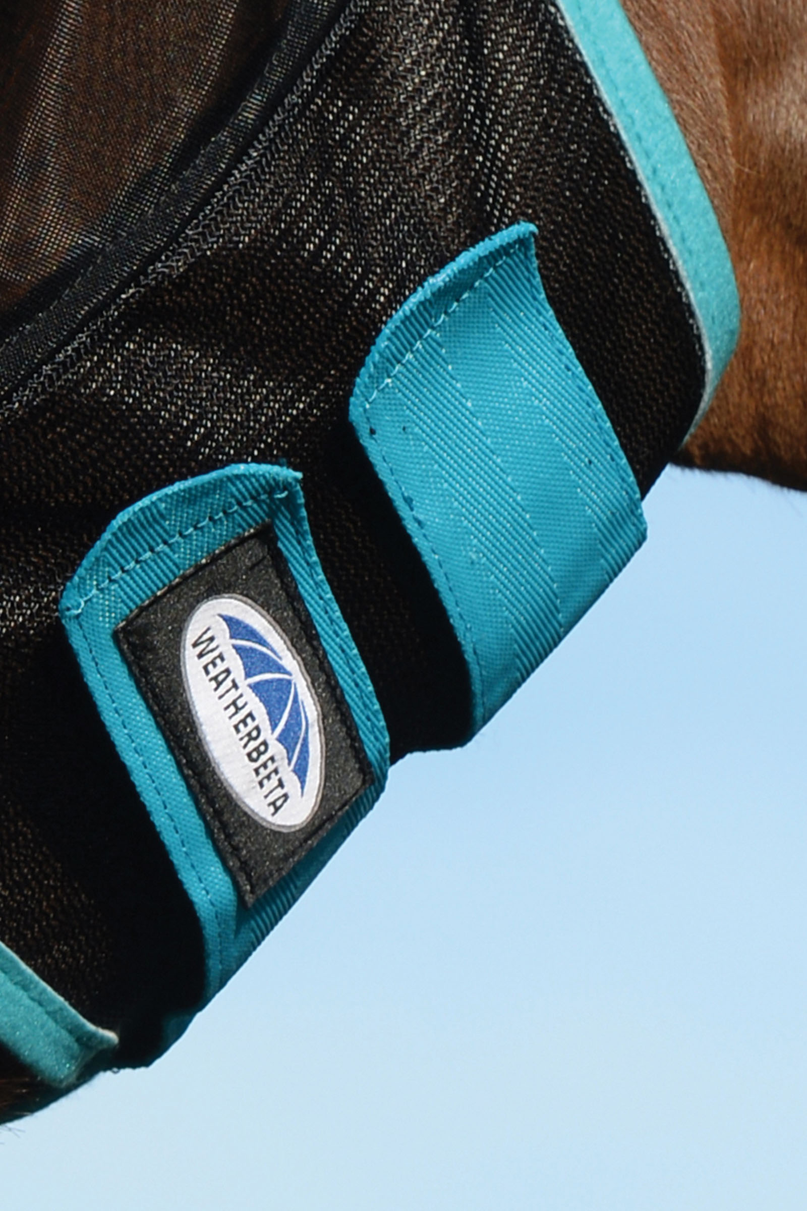 Weatherbeeta Comfitec Deluxe máscara de malla fina con orejas y flecos