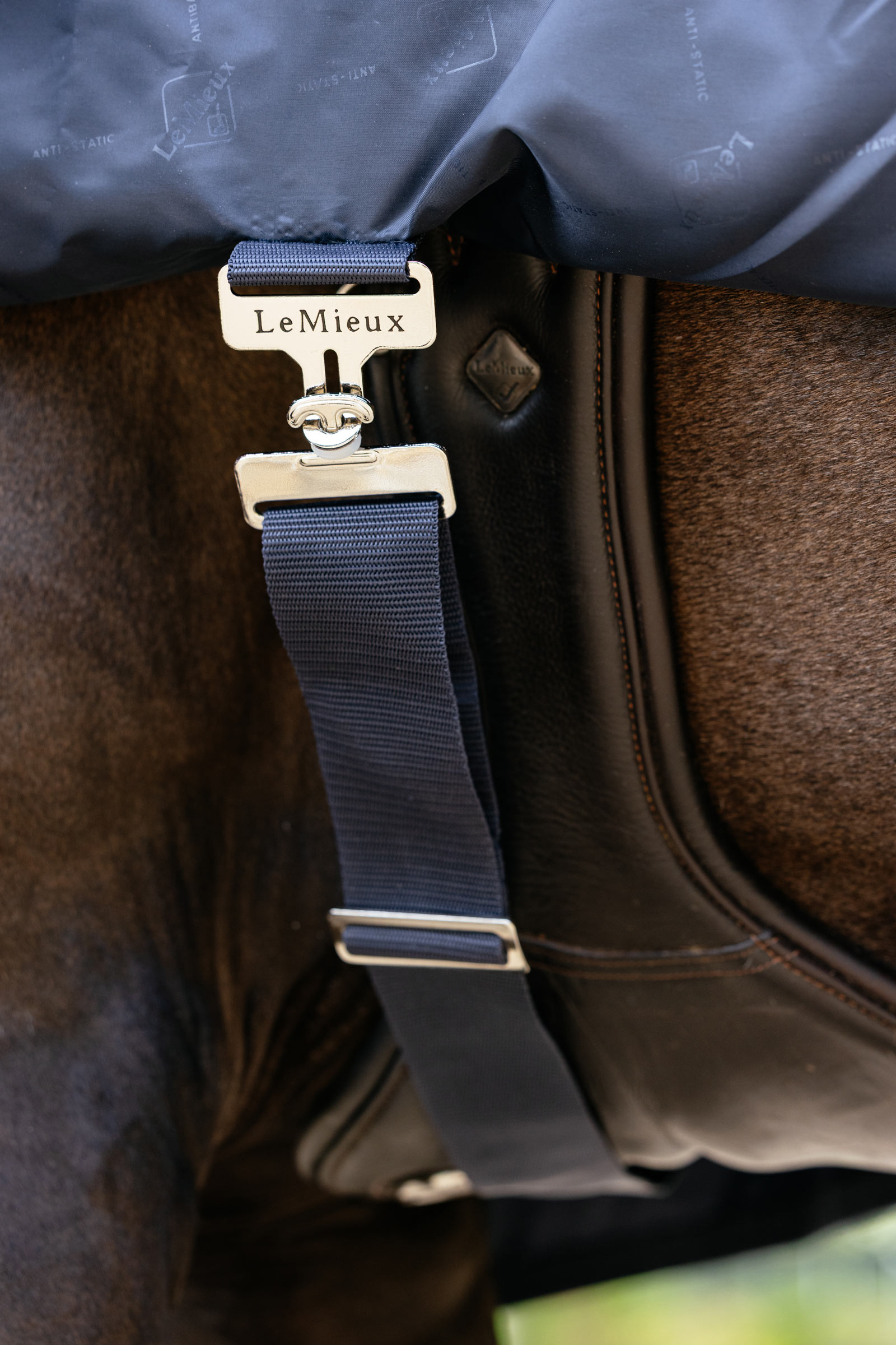 LeMieux manta de ejercicio impermeable con cuello fijo