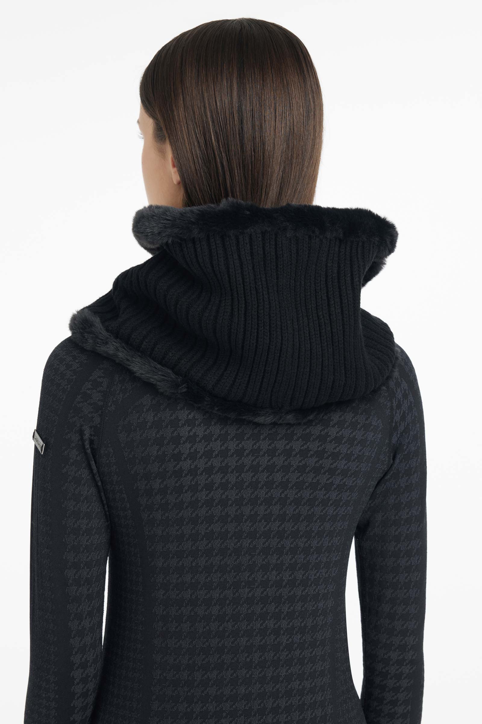 LeMieux Aspen Loop Scarf