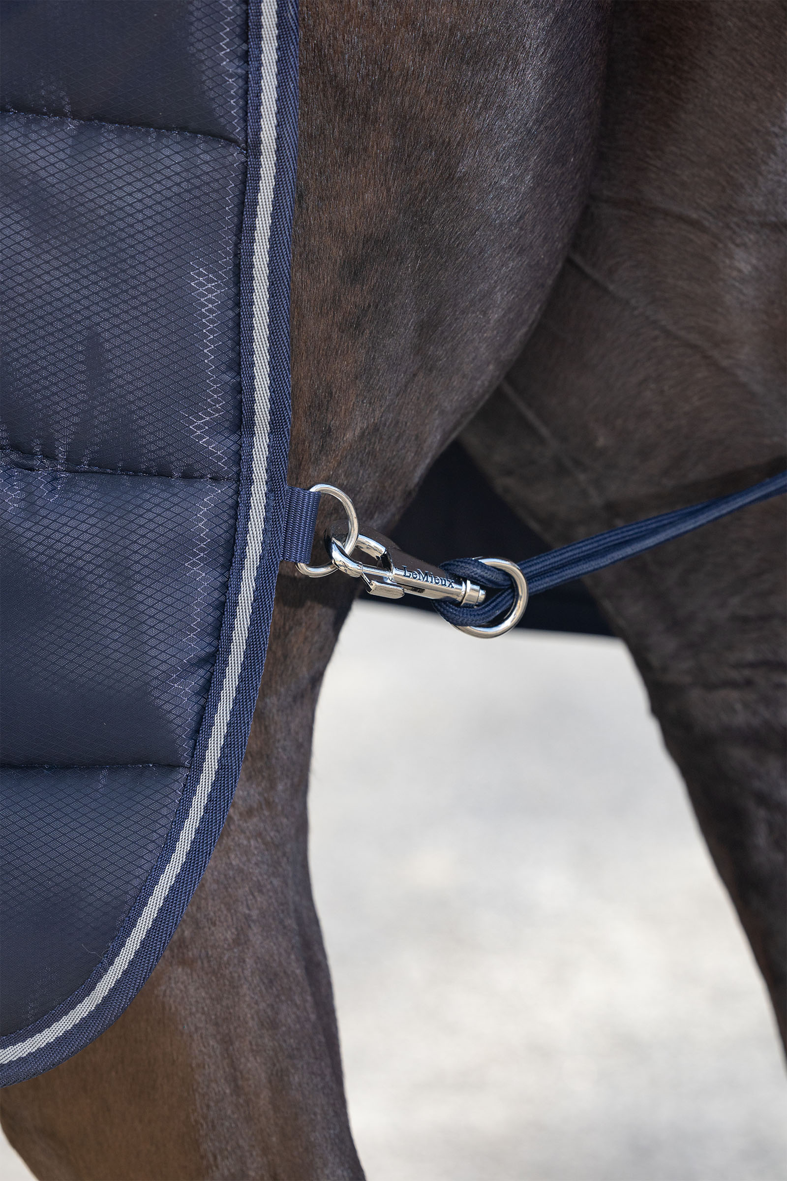 LeMieux Arika Stable-Tek manta de cuadra, 100 g