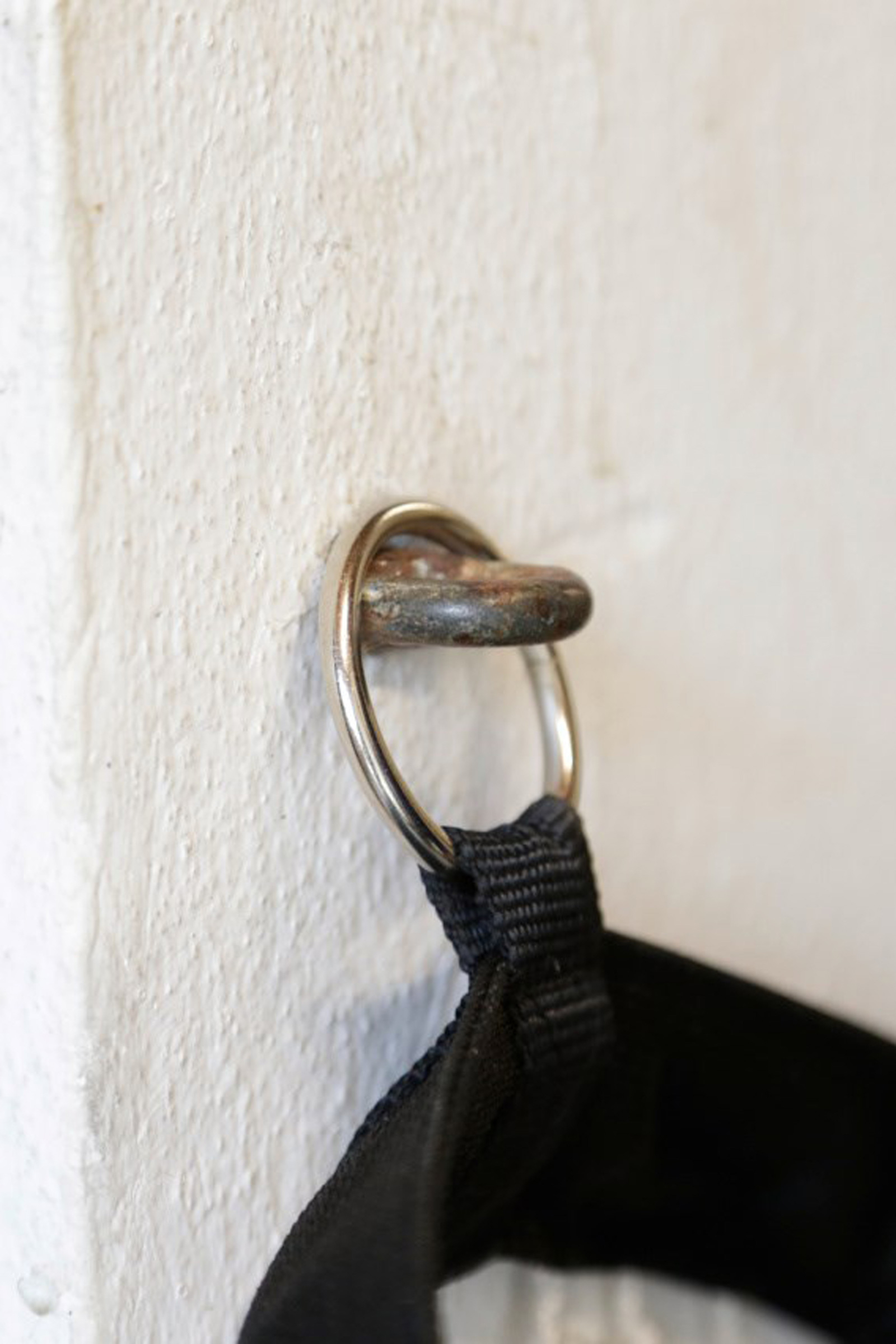 Red de heno Kerbl con dispositivo de relleno, 83x83 cm (3x3cm)